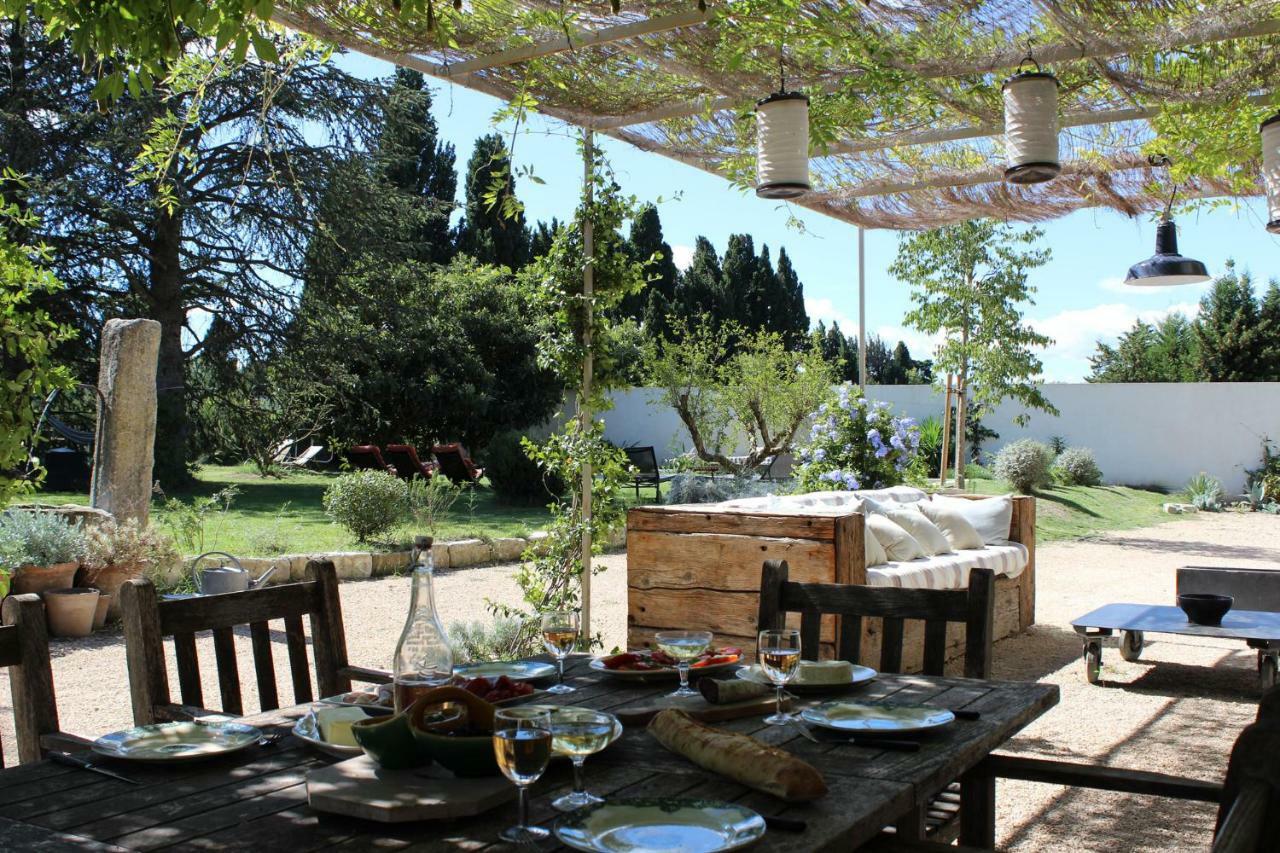 B&B Mas De Caustes Сен-Реми-де-Прованс Экстерьер фото